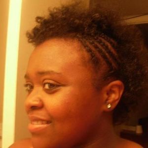 Meet your Posher, Alicia